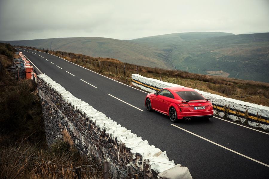  Audi TTS Competition Coupe (8S) 2018 года  (WW) (фото 17 из 40)